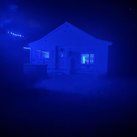 Bankhead Accommodation With Hot Tub In Aberdeenshire Gamrie 外观 照片
